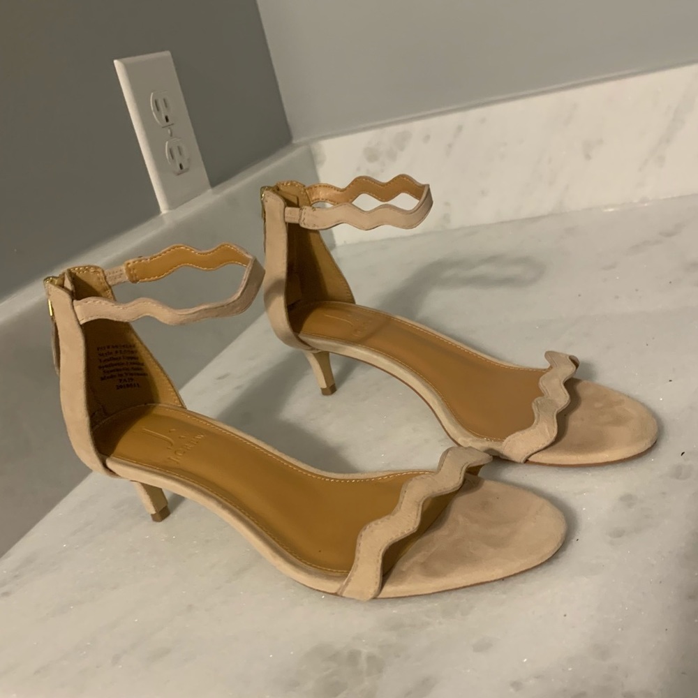 JCrew short heels with scallop design - cream/ivory color - size 7